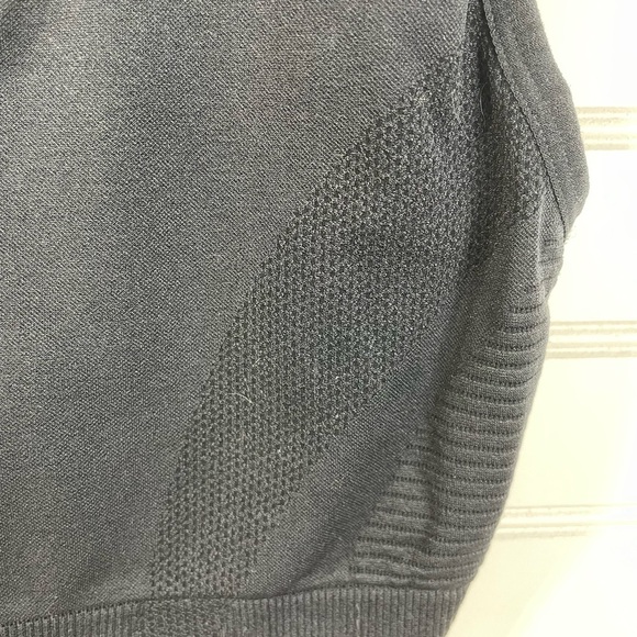 All in Motion Black Sports Bra Large Women’s - Picture 8 of 9